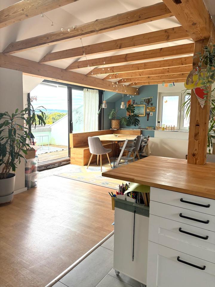 PROVISIONSFREI! 4Z-Dachgeschoßwohnung über den Dächern von Lage