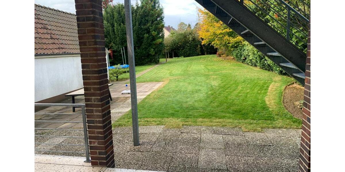 Attraktive 2,5-Zimmer-Wohnung mit großer überdachter Terrasse und 2.5 zimmer