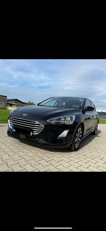 Ford Focus 102.000 km 10.000 € Schloß Holte-Stukenbrock 33758