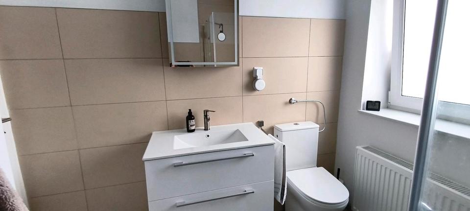 Doppelhaushälfte Bad Salzuflen - 4 Zimmer, 108 m&sup2;, 1.450&euro; | Angebot:25449518