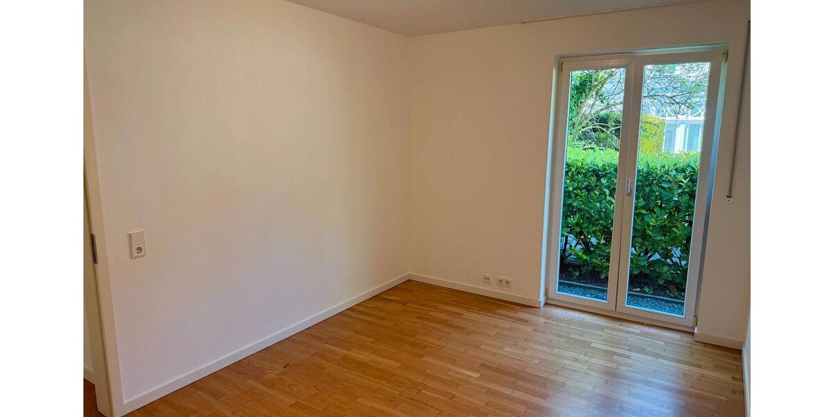 Erdgeschoßwohnung Bad Oeynhausen - 3 Zimmer, 105 m&sup2;, 1.390&euro; | Angebot:26689285