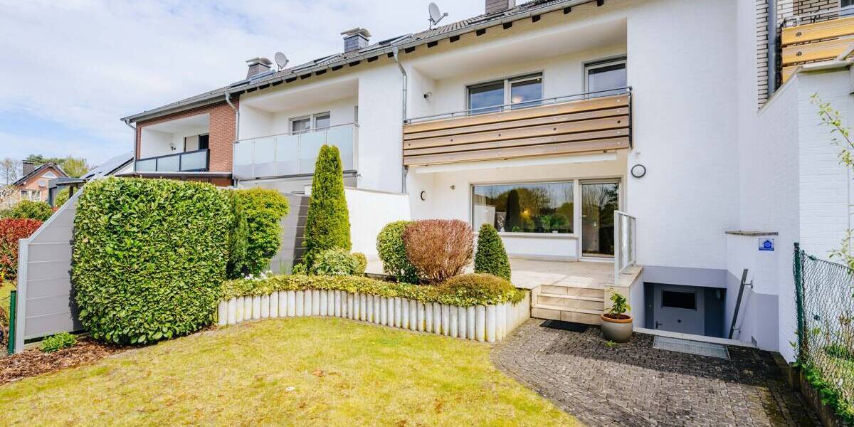 Reihenmittelhaus Bielefeld Sennestadt - 6 Zimmer, 172 m&sup2;, 335.000&euro; | Angebot:26344476