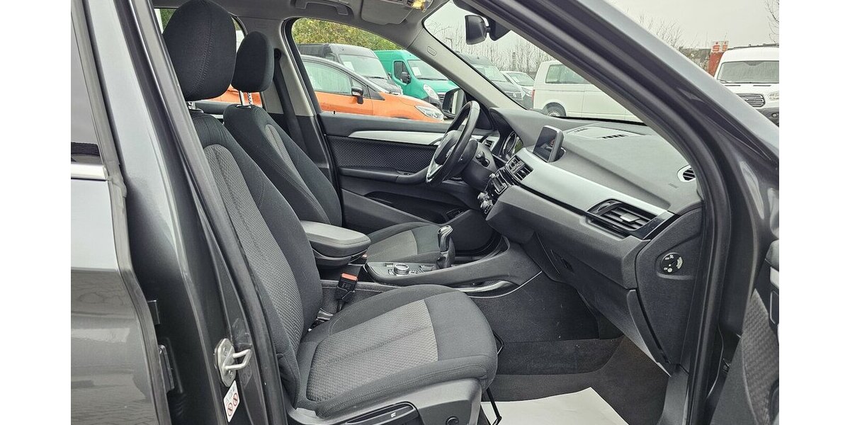 BMW X1 xDrive 18 d NAVI PANO.PDC AUS 2.HAND 205.680 km 12.790 &euro; Löhne 32584