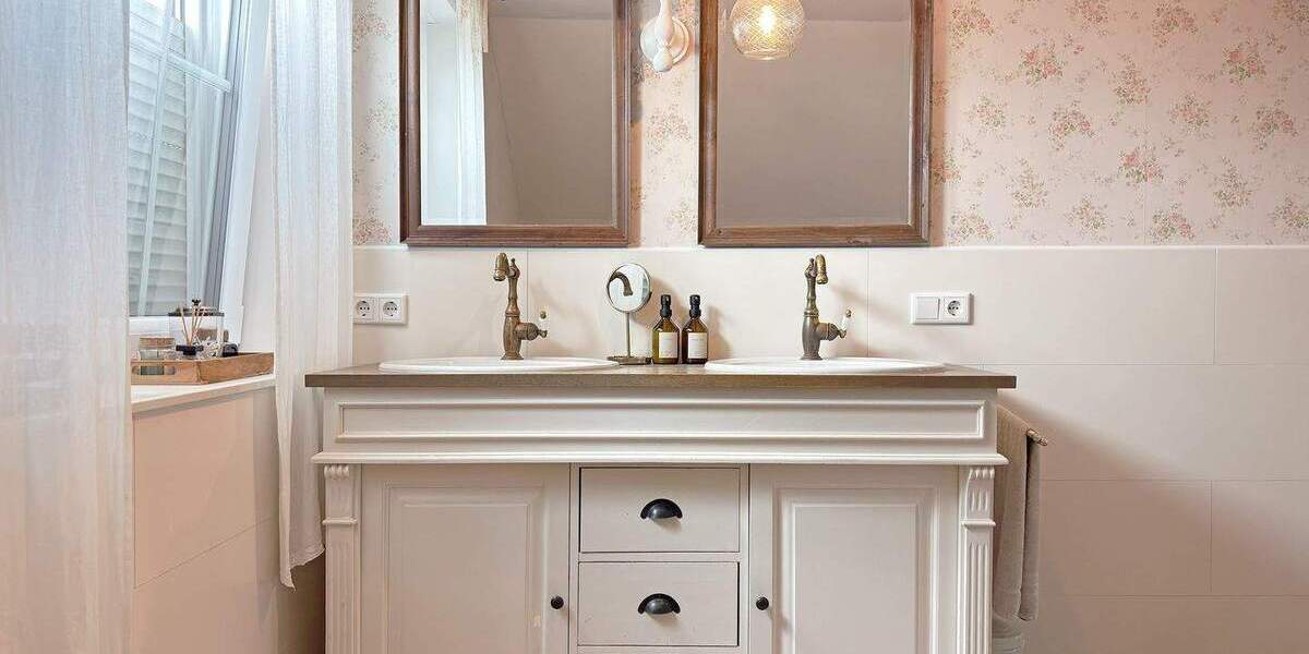 Einfamilienhaus Bad Salzuflen Holzhausen - 6 Zimmer, 203 m&sup2;, 600.000&euro; | Angebot:25686188