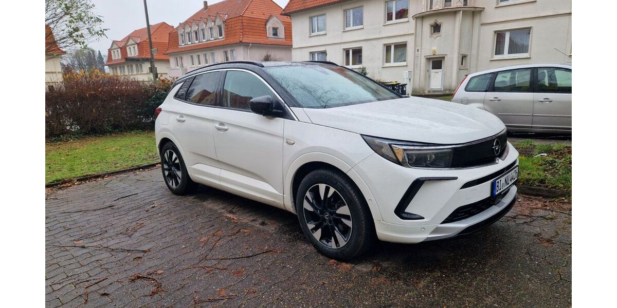 Opel Grandland (X) 52.150 km 22.950 &euro; Bielefeld 33729