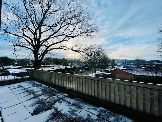 GT-Isselhorst! Traumhafte 2-Zi.-Penthouse-Whg. Fahrstuhl Gäste-WC Dachterrasse Carport 2 zimmer