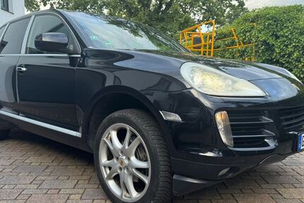 Porsche Cayenne 280.370 km 8.700 € Schloß Holte - Stukenbrock 33758