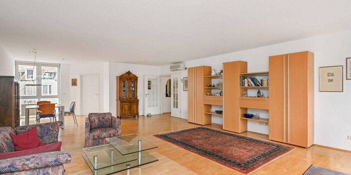 Etagenwohnung Gütersloh Innenstadt - 3 Zimmer, 143 m&sup2;, 439.000&euro; | Angebot:26644140
