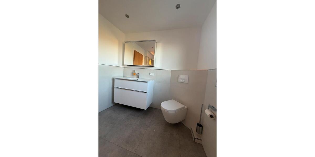 Etagenwohnung Detmold Hiddesen - 3.5 Zimmer, 82 m&sup2;, 900&euro; | Angebot:25635881