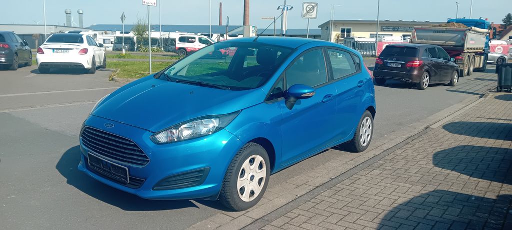 Ford Fiesta 222.000 km 2.999 &euro; Lage 32791