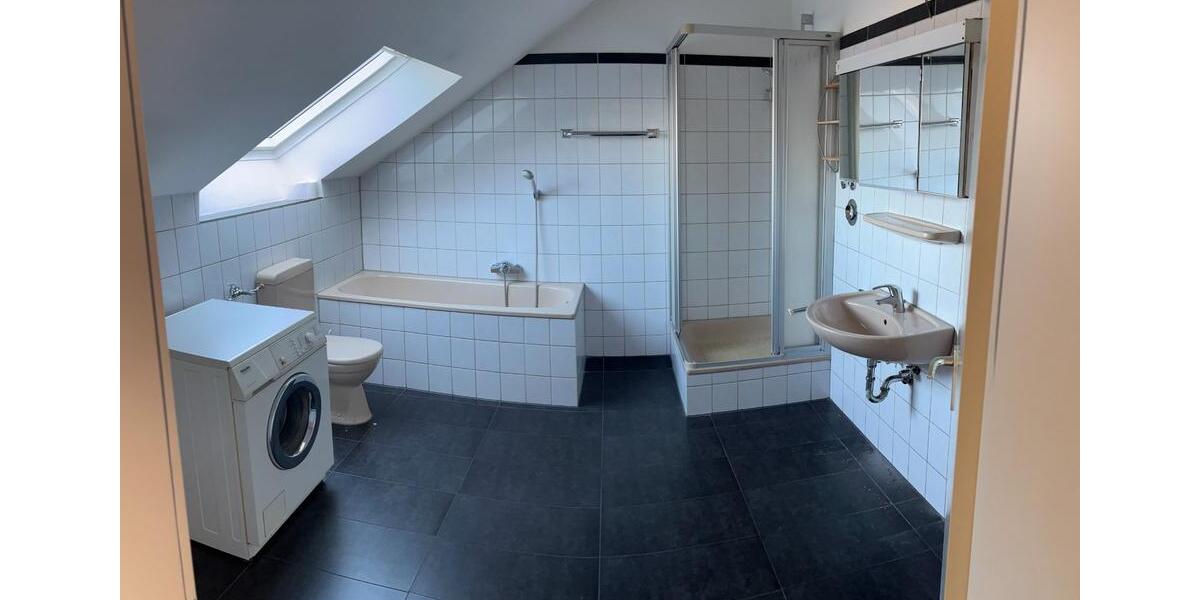 4ZKB Gemütliche Wohnung mit Ost und Süd Balkon Hövelhofer Zentrum zimmer