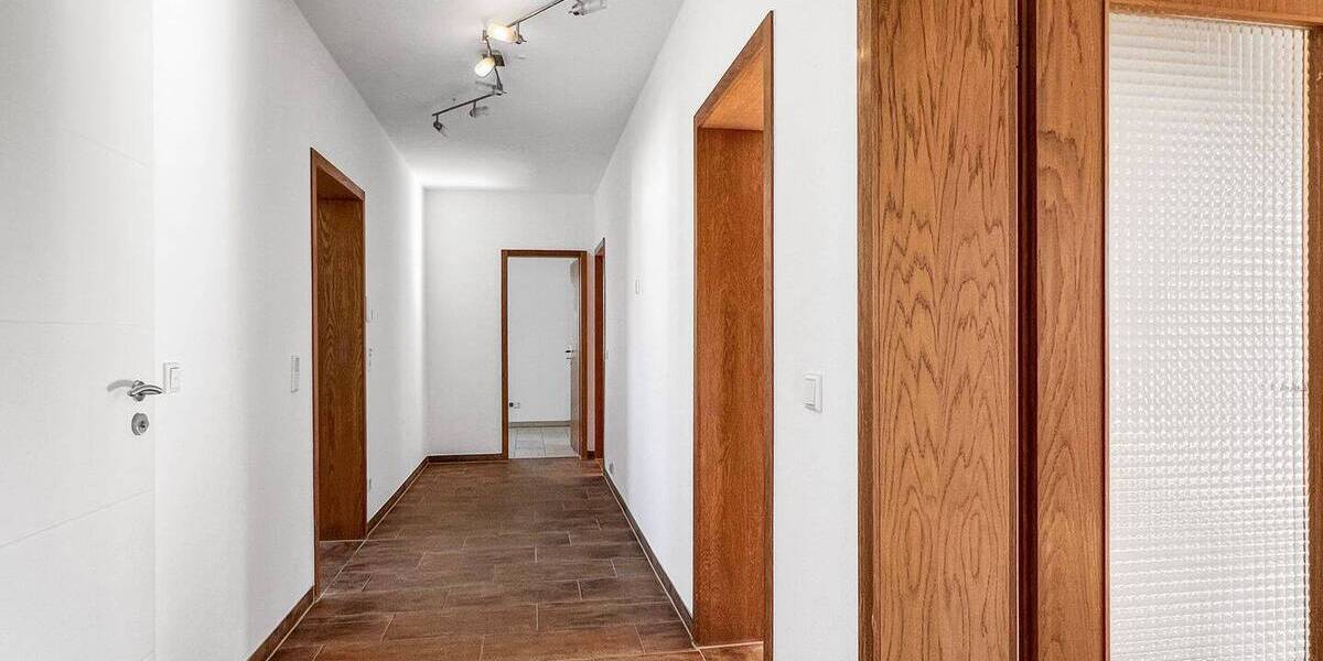 Mehrfamilienhaus, Wohnhaus Kirchlengern Südlengern - 9 Zimmer, 277 m&sup2;, 725.000&euro; | Angebot:25940223
