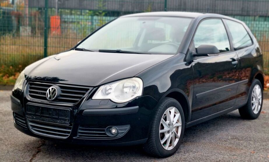 VW Polo 146.950 km 2.450 € Bielefeld 33649