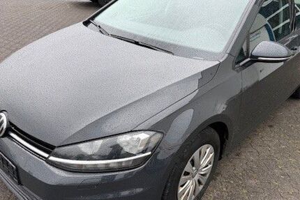 VW Golf 358.000 km 6.999 € Paderborn 33106