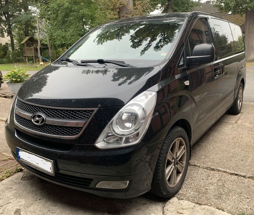 Hyundai H-1 Starex 290.000 km 8.150 € STEINHAGEN 33803