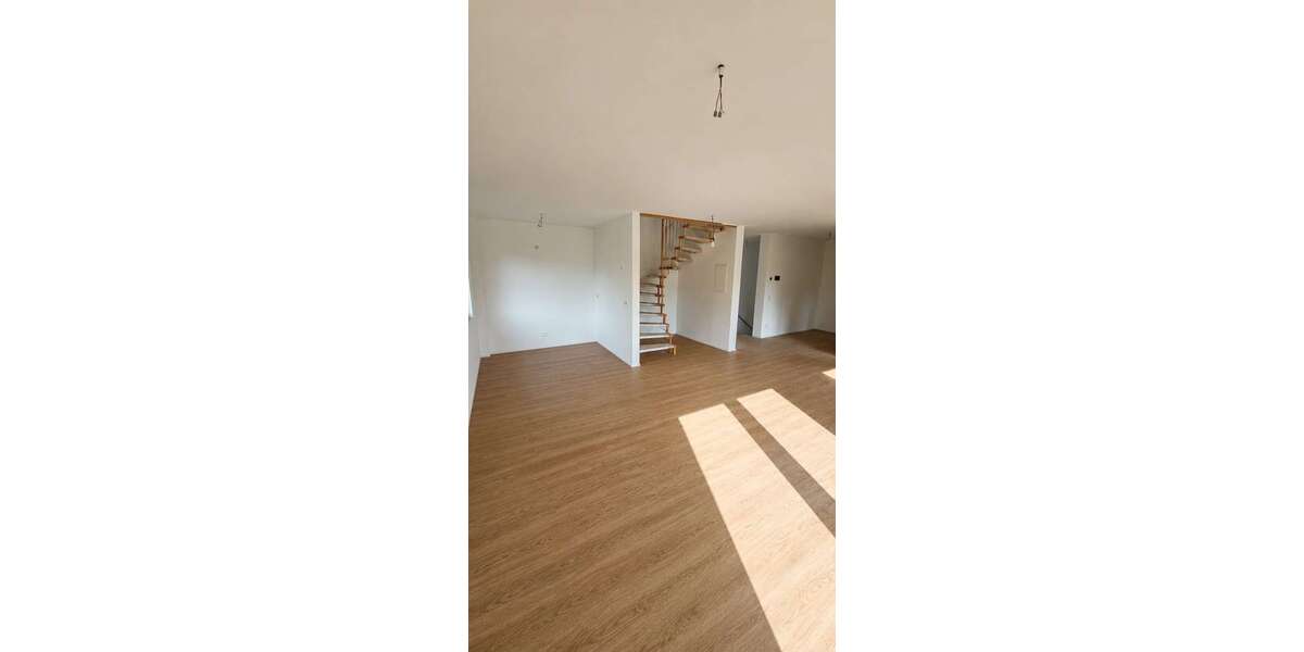 Etagenwohnung Spenge - 4 Zimmer, 114 m&sup2;, 1.325&euro; | Angebot:26808110