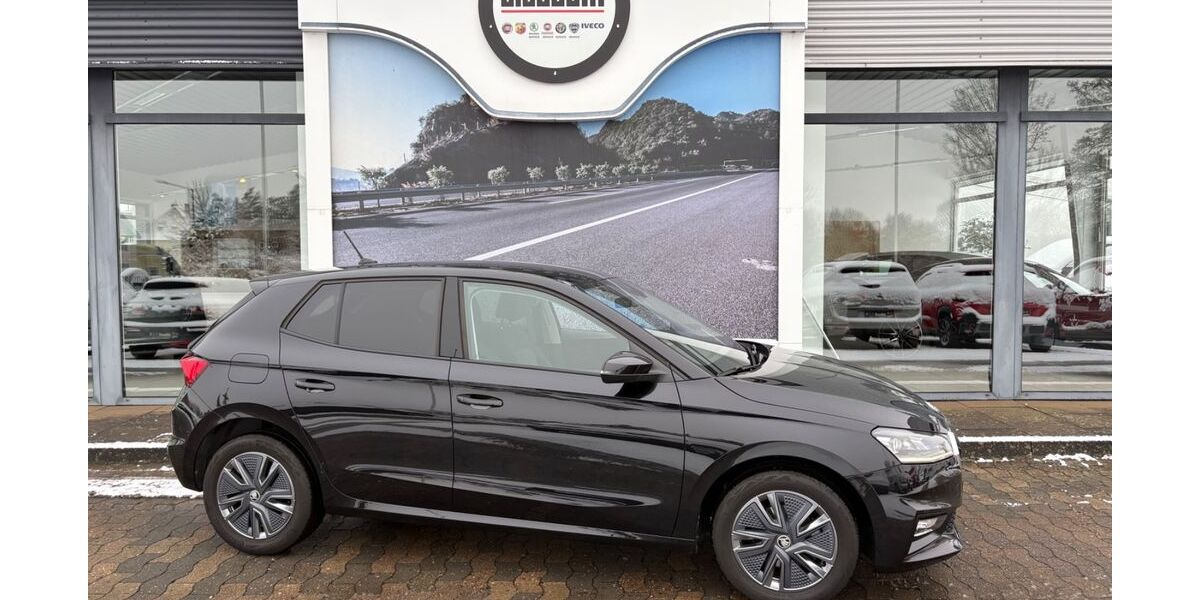 Skoda Fabia 9.304 km 22.491 &euro; Bad Oeynhausen 32549