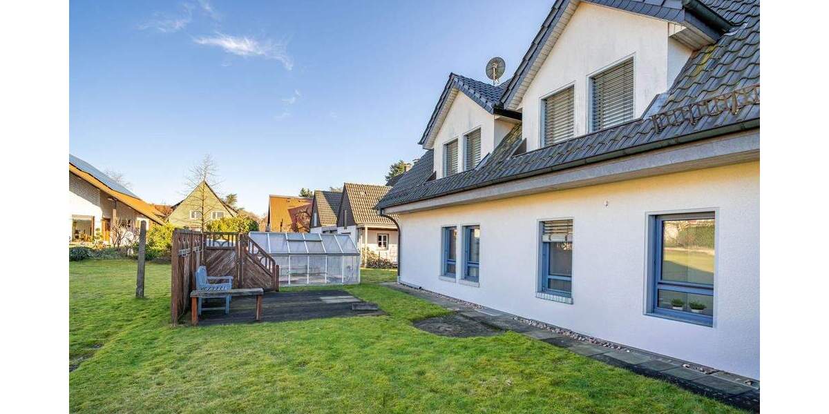 Mehrfamilienhaus, Wohnhaus Steinhagen - 5 Zimmer, 216 m&sup2;, 520.000&euro; | Angebot:25680049