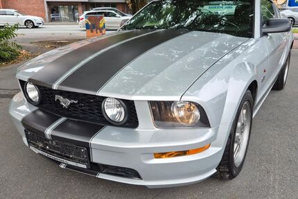 Ford Mustang 110.000 km 15.950 € Delbrück 33129