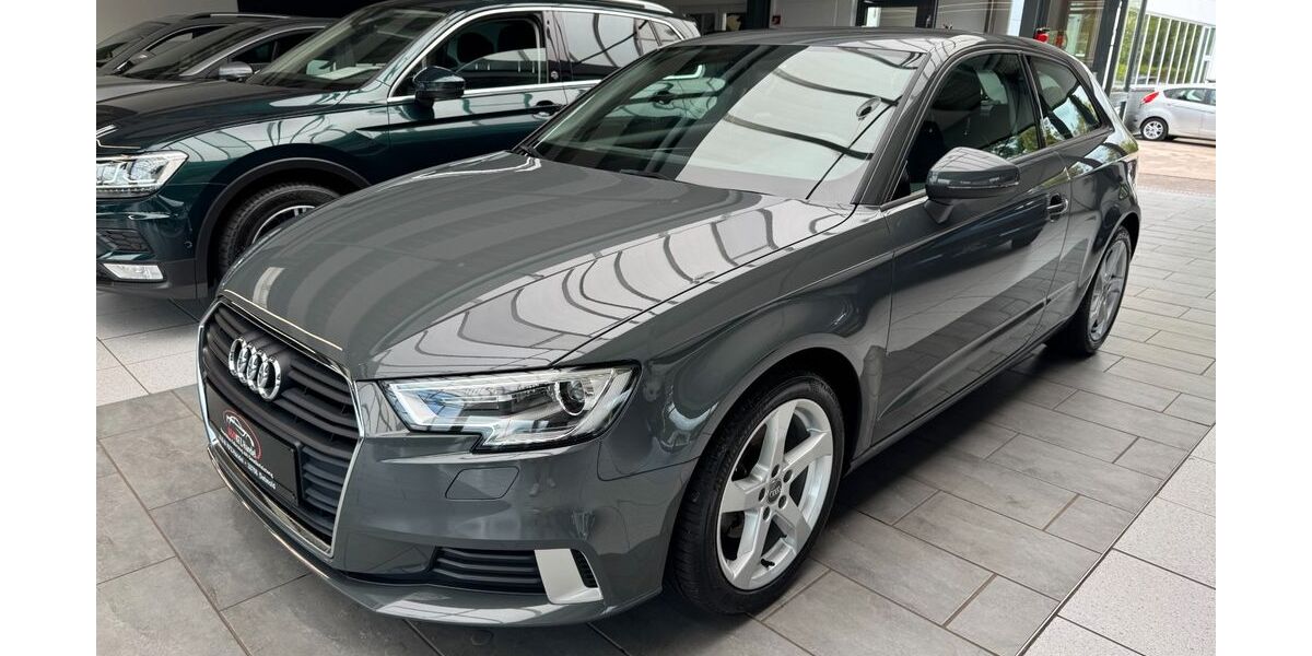 Audi A3 60.000 km 16.900 &euro; Detmold 32758