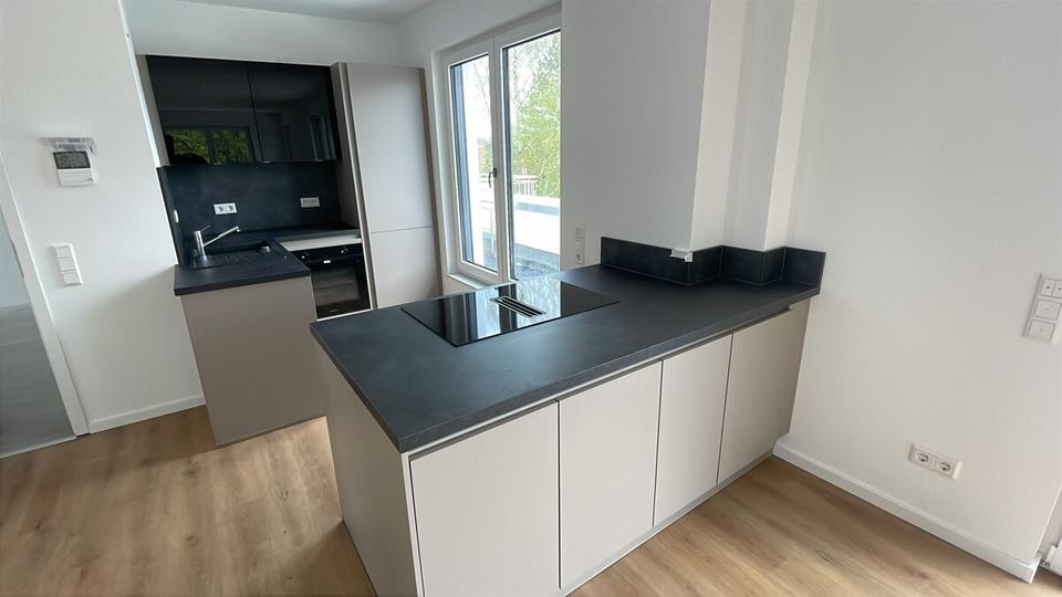 Dachgeschoßwohnung Detmold Hiddesen - 3 Zimmer, 76 m&sup2;, 1.215&euro; | Angebot:26660212