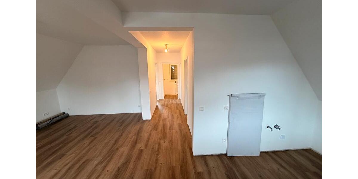 Dachgeschoßwohnung Herzebrock-Clarholz Clarholz - 3 Zimmer, 76 m&sup2;, 760&euro; | Angebot:25143750