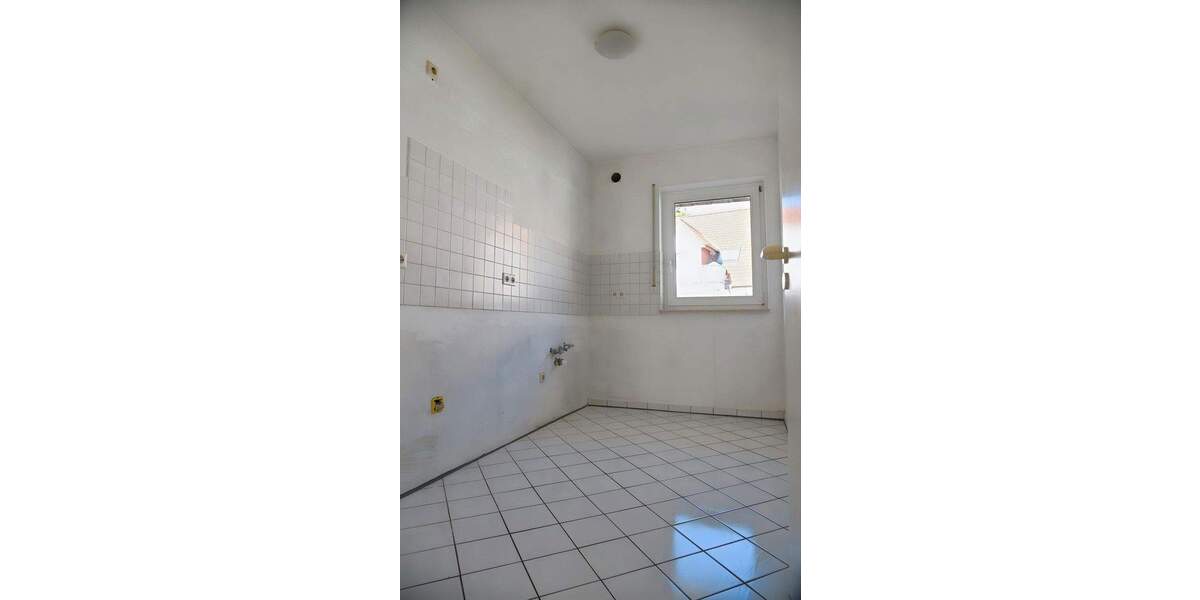 GT-Kattenstroth 3 Zimmer-Wohnung mit Balkon und Tiefgarage in ruhiger und zentraler Lage 3 zimmer