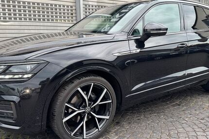 VW Touareg 149.815 km 45.300 € Bielefeld 33659