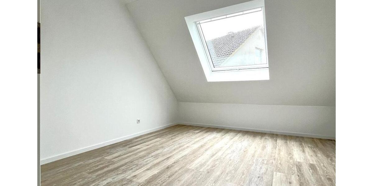 Dachgeschoßwohnung Bad Salzuflen - 3 Zimmer, 98 m&sup2;, 1.411&euro; | Angebot:26545822