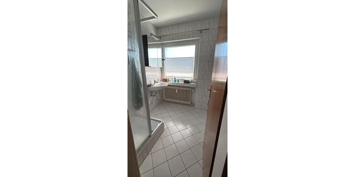 Etagenwohnung Detmold Hiddesen - 3 Zimmer, 90 m&sup2;, 850&euro; | Angebot:26680716