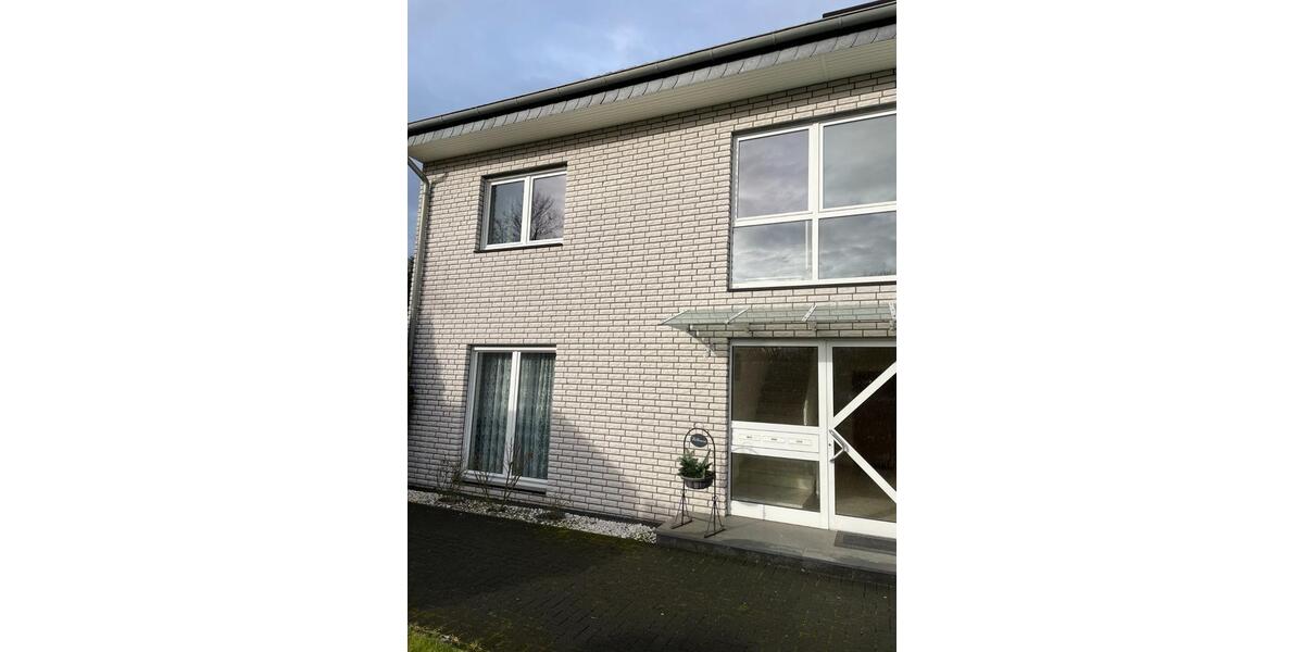 Moderne 4 Zimmer Maisonette-Wohnung in Gütersloh-Avenwedde. 4 zimmer