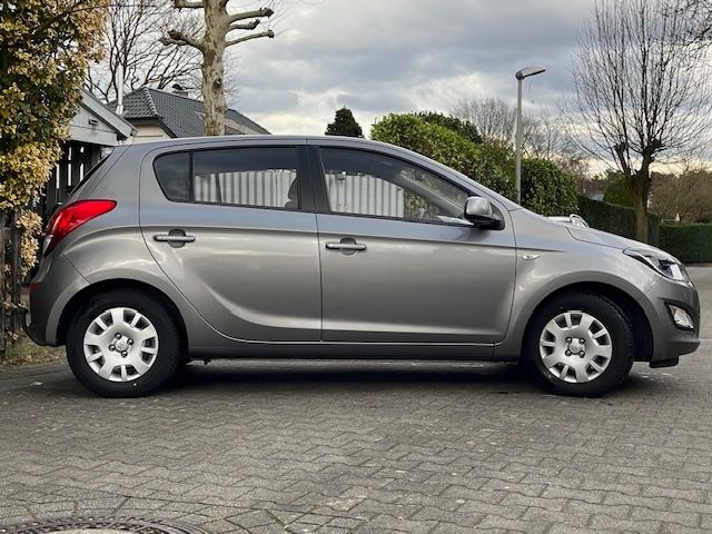 Hyundai i20 128.000 km 4.580 &euro; Gütersloh 33335