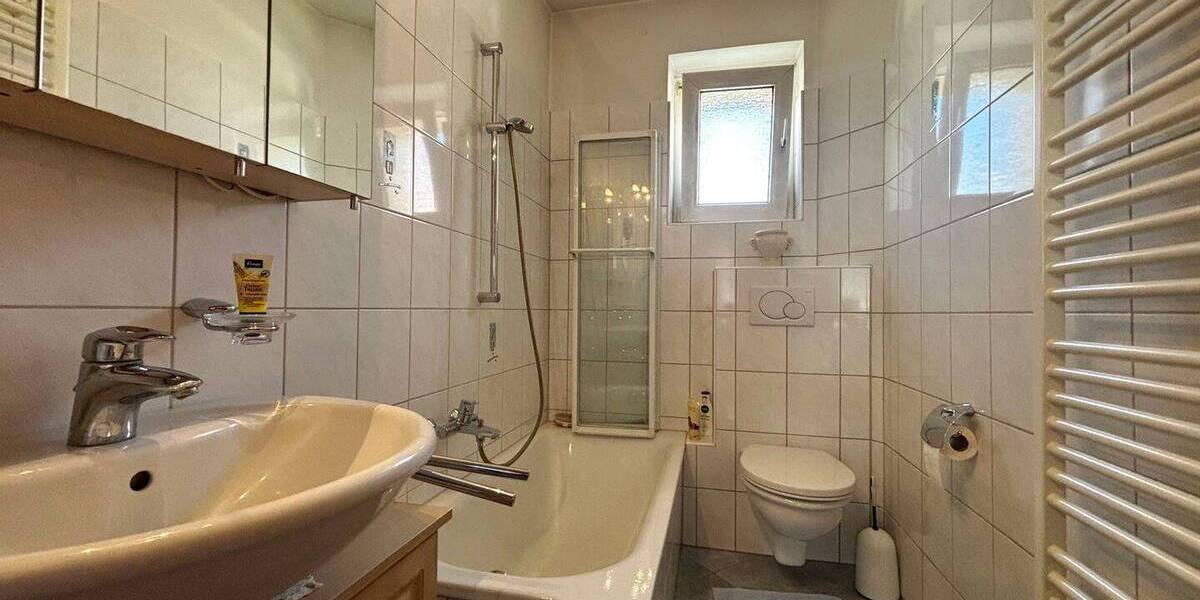 Mehrfamilienhaus, Wohnhaus Lage - 6 Zimmer, 120 m&sup2;, 279.000&euro; | Angebot:26724320