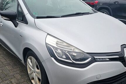 Renault Clio 128.000 km 5.999 € Bielefeld 33659
