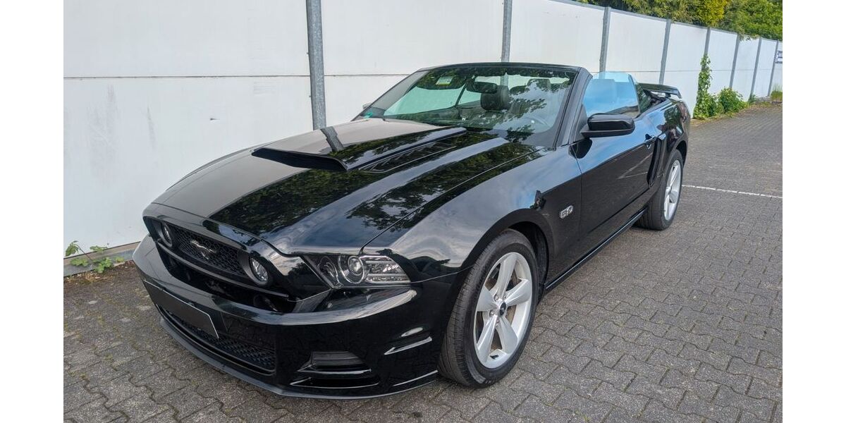 Ford Mustang 63.315 km 23.499 &euro; Detmold 32758