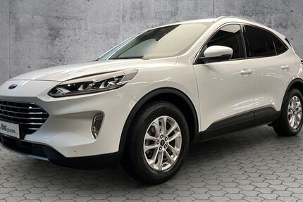 Ford Kuga 28.500 km 23.890 € Paderborn 33104