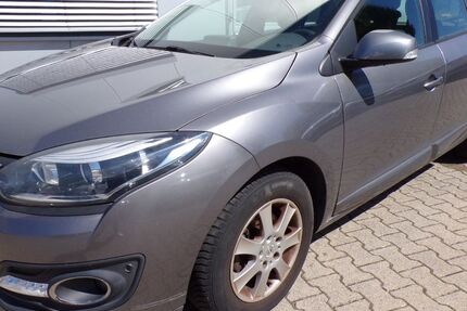 Renault Megane 131.678 km 2.950 &euro; Bad Oeynhausen 32547
