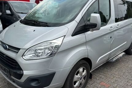 Ford Tourneo Custom 245.000 km 9.450 &euro; Detmold 32758