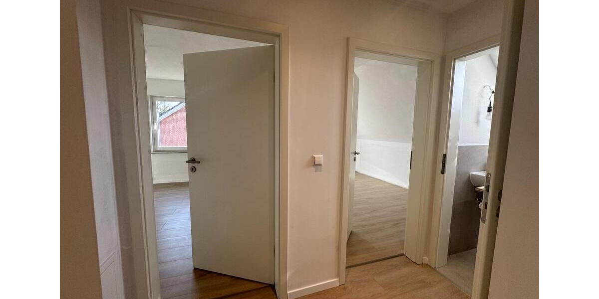 Dachgeschoßwohnung Gütersloh Avenwedde - 3.5 Zimmer, 78 m&sup2;, 780&euro; | Angebot:25384575