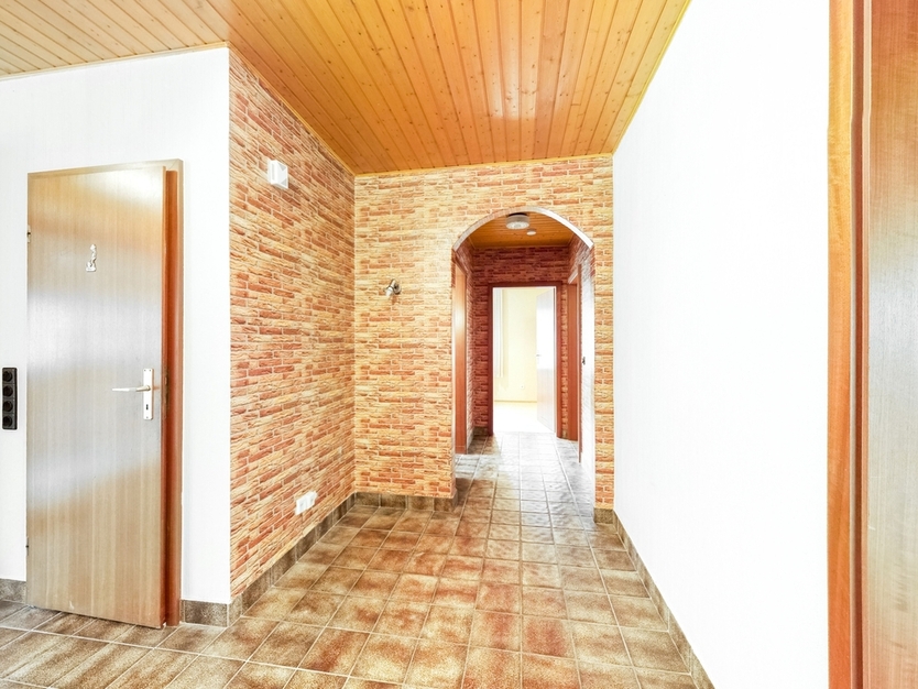 Mit 3D: Endlich Zuhause! Großzügige Familienidylle - riesen Gartenparadies mit zahlreichen Obstbäumen. 9 zimmer