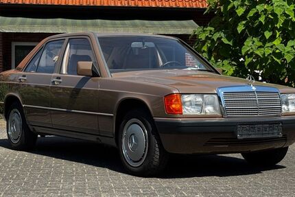 Mercedes-Benz 190 97.765 km 11.990 &euro; Versmold 33775