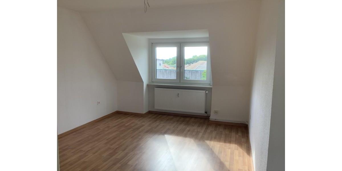 Dachgeschoßwohnung Bielefeld Brackwede - 2 Zimmer, 48 m&sup2;, 443&euro; | Angebot:26673615