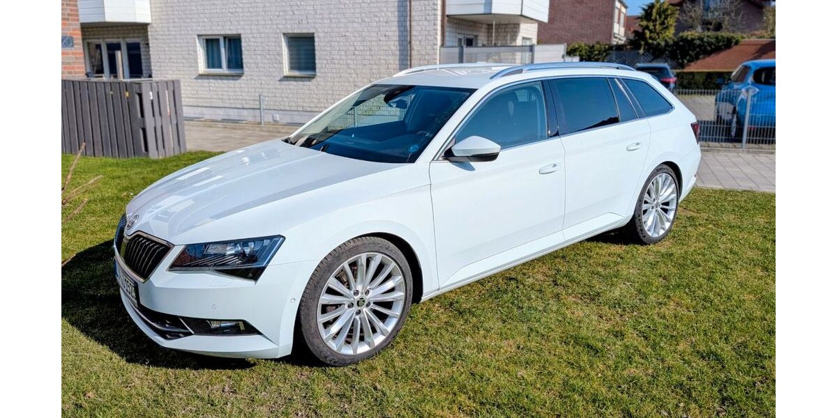 Skoda Superb 134.000 km 17.490 &euro; Detmold 32756