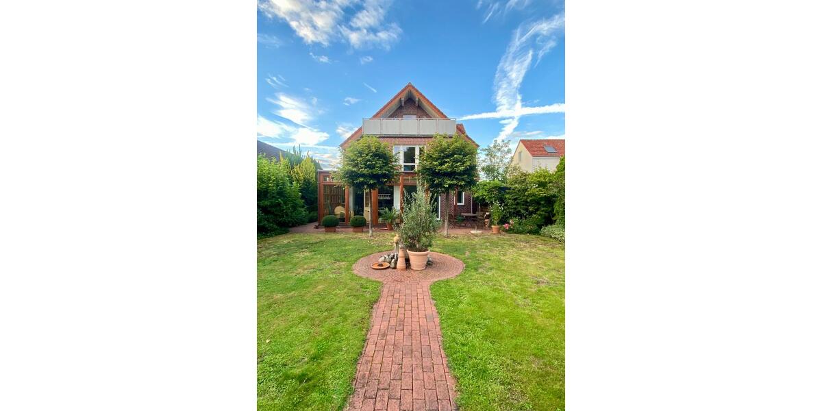 4-Zimmer-Maisonette-Wohnung mit Wintergarten, Garten, Keller etc. 4 zimmer