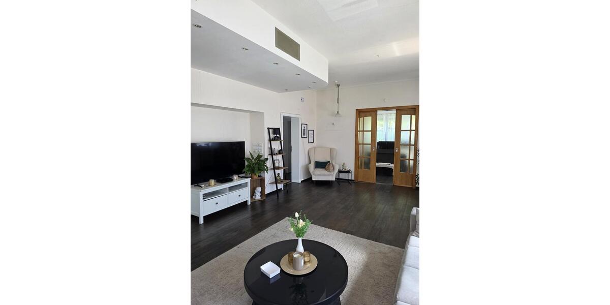 Erdgeschoßwohnung Bad Oeynhausen Rehme - 3 Zimmer, 100 m&sup2;, 1.045&euro; | Angebot:26705727