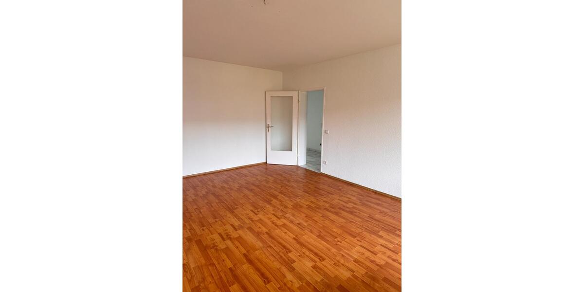Gepflegte 2 Zimmer Wohnung mit EBK in guter Lage von Ummeln 2 zimmer