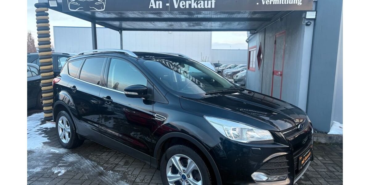 Ford Kuga 206.876 km 7.999 &euro; Enger 32130