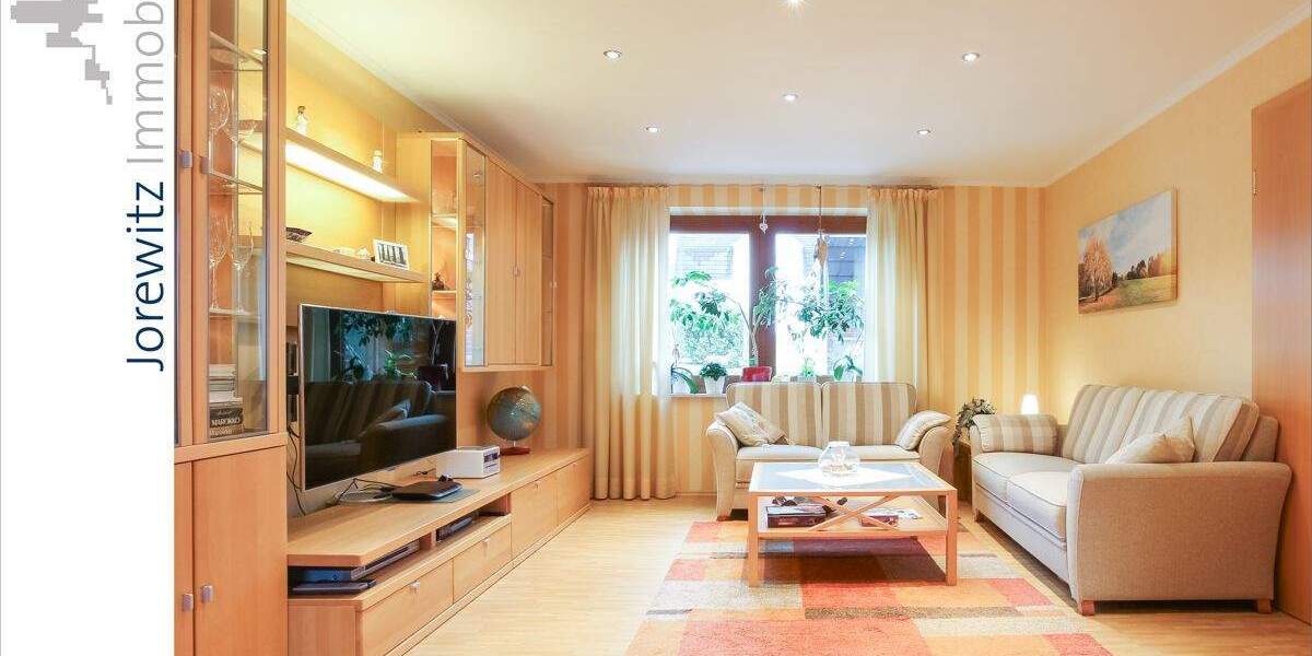 Einfamilienhaus Bielefeld Jöllenbeck - 9 Zimmer, 257 m&sup2;, 685.000&euro; | Angebot:23462088