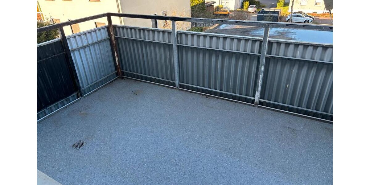 Etagenwohnung Lage - 3 Zimmer, 74 m&sup2;, 750&euro; | Angebot:25751618