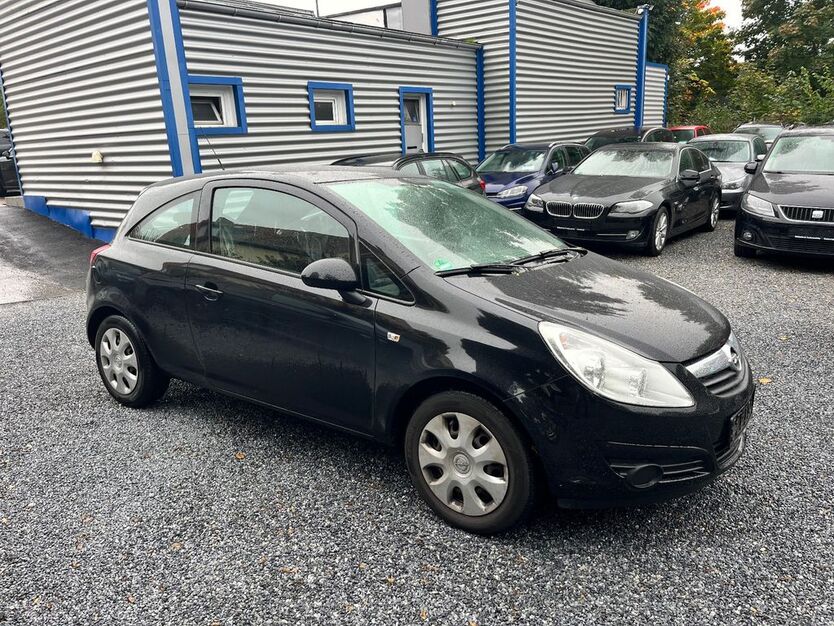 Opel Corsa 110.000 km 2.799 € Detmold 32758